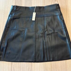 Max Studio Black Faux Leather Mini Skirt – NWT – Size L
